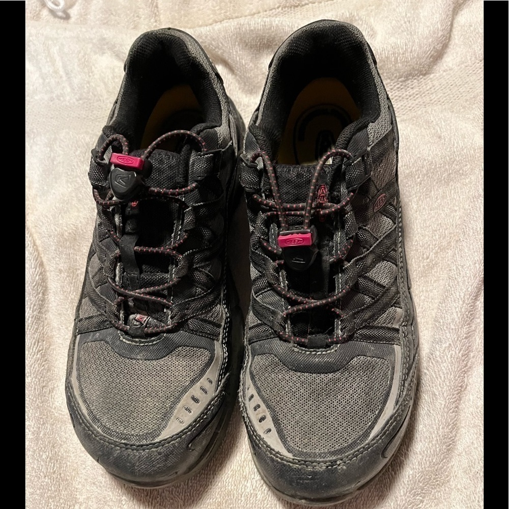 Keen Esd Work Shoes View 2